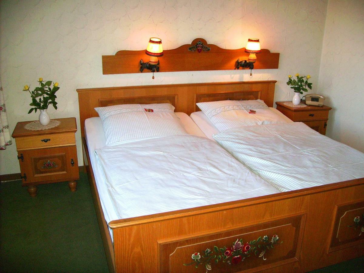 Hotel Garni Huttenhof Kall Zewnętrze zdjęcie